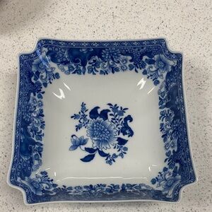 Blue and White Floral Square Dish 6" Square Vegetable Bowl Canton
by MOTTAHEDEH